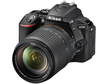 Nikon D5500 kit (18-140mm VR)