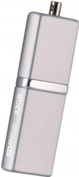 Silicon Power 32 GB LuxMini 710 Silver SP032GBUF2710V1S