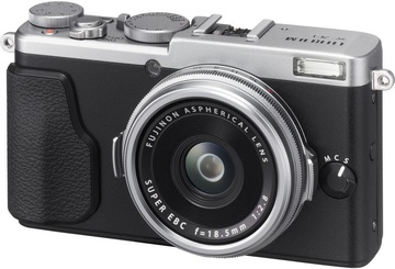 Fujifilm FinePix X70 Silver (UA)