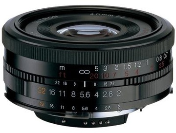 Voigtlander 40mm f/2.0 Ultron SL II