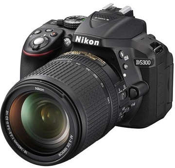 Nikon D5300 kit (18-140mm VR)