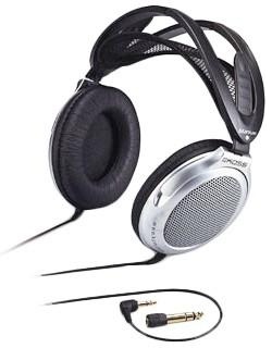 Koss UR40