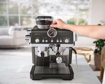 Delonghi La Specialista Opera EC 9555.BK