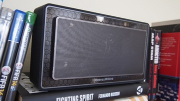 Bowers & Wilkins T7 Black