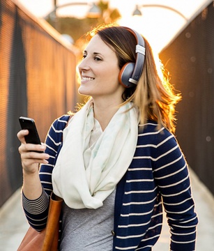 Polk Audio Hinge Bluetooth Blue