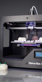 Makerbot Replicator 2
