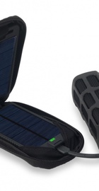 Powertraveller Solarmonkey Adventurer