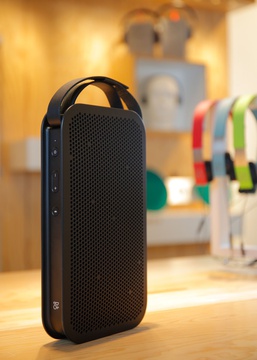 Bang&Olufsen BeoPlay A2 Black