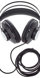 AKG K72