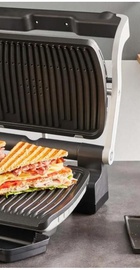 Tefal OptiGrill+ GC718D10