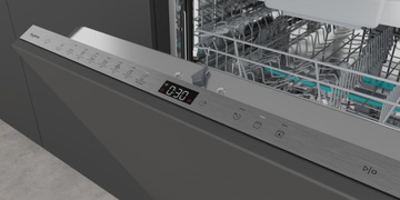 Hisense HV673D64