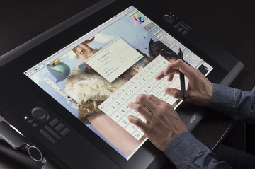 Wacom Cintiq 24HD Touch (DTH-2400)