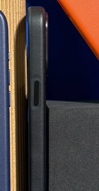WAVE Premium Leather Edition Case with MagSafe iPhone 15 Pro Max Midnight