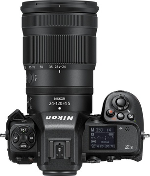 Nikon Z8 kit 24-120mm f/4 S (VOA100K001)