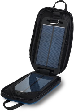 Powertraveller Solarmonkey Adventurer