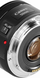 Canon EF 50mm f/1.8 STM