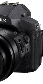 Panasonic LUMIX DMC-FZ300 (UA)