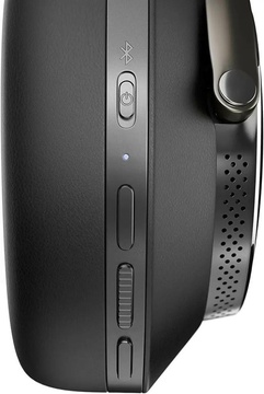 Bowers & Wilkins PX8 Black