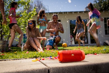 JBL Charge 2+ Red