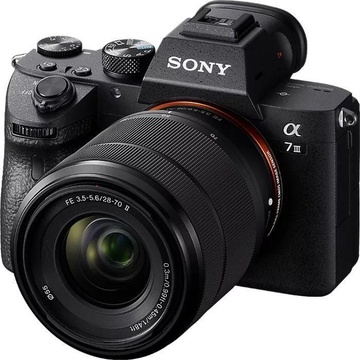 Sony Alpha A7 III kit (28-70mm) OSS II (ILCE7M3MB)