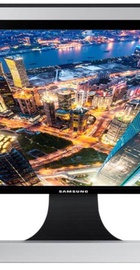 Samsung U28E590D