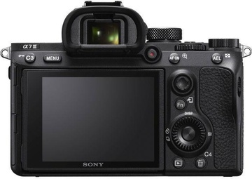 Sony Alpha A7 III kit (28-70mm) OSS II (ILCE7M3MB)