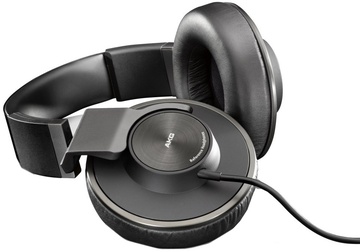AKG K550