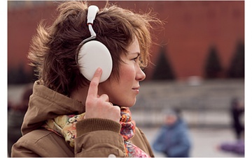 Parrot Zik 2.0 by Philippe Starck White