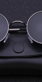 R. Bcollection Stimpank Round Sunglasses Woman (Black Frame, Grey Lenses)