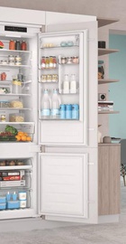 Indesit INC20T321EU