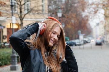 Parrot Zik 2.0 by Philippe Starck Orange