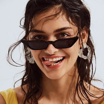 TOYEARN Vintage Sexy Ladies Cat Eye Sunglasses Women 2018 (C01 Black frame/Grey Glasses)