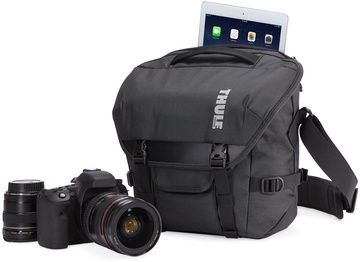 Thule Covert DSLR Satchel