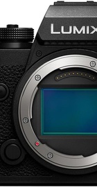 Panasonic Lumix S1 IIE Body (DC-S1M2ESE)