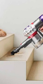Dyson V8 Extra