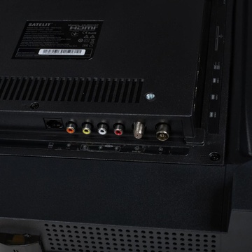 Satelit 43U8001ST