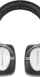Bowers & Wilkins P5 Black