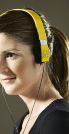 Bang&Olufsen Form 2 Yellow