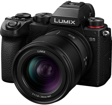 Panasonic S-S24E 24mm f/1.8