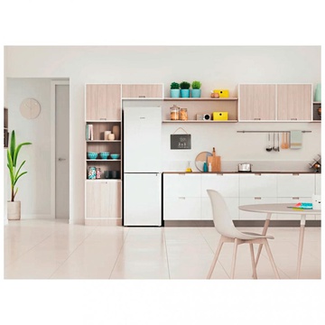 Indesit INFC8 TI21W