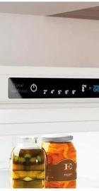 Indesit INFC8 TI21W 0