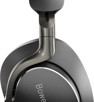 Bowers & Wilkins PX8 Black