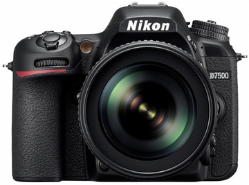 Nikon D7500 kit (18-105mm VR) UA