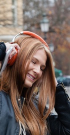 Parrot Zik 2.0 by Philippe Starck Orange