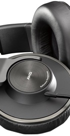 AKG K550