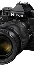 Nikon Zf kit (24-70mm) (VOA120K002)