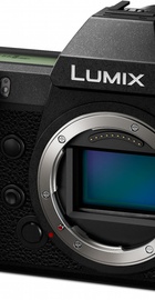 Panasonic Lumix DC-S1 body(UA)