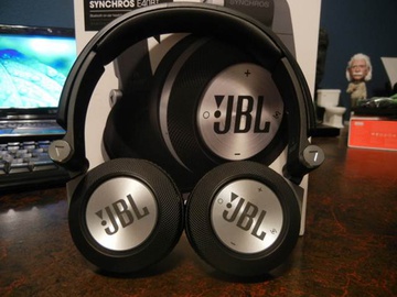 JBL E40BT Black