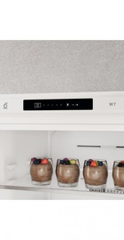 Whirlpool W7X 82I W