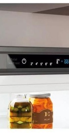 Indesit INFC8 TI21 X0